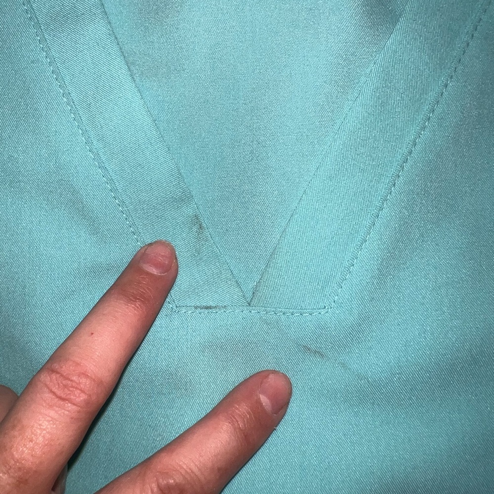 Figs scrubs
